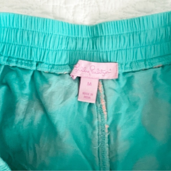 Lilly Pulitzer Aqua Bay breeze scalloped shorts size medium m - Picture 2 of 7